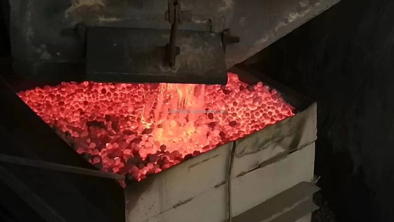 화학적 성분 Fe2O3 볼 집적 가벼운 확장 된 레카 점토 단열